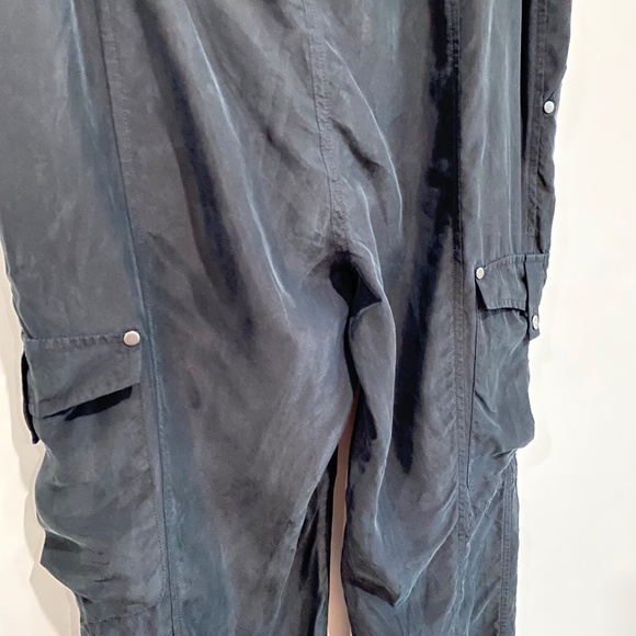 7 For All Mankind Black Silk Cropped Cargo Jogger Pant - Picture 6 of 8